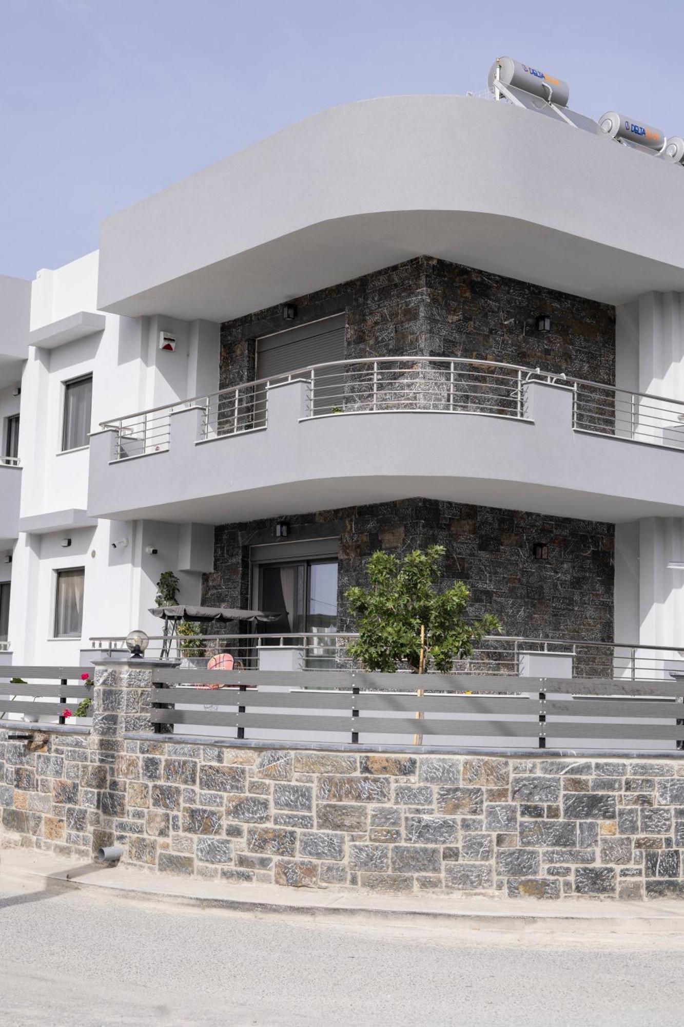 The Skyline Escape Apartment Heraklion Exterior foto